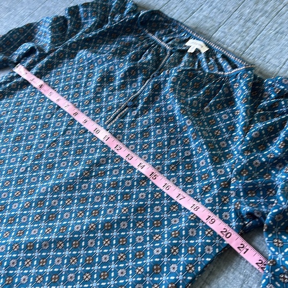 Boho Medallion Patterned Ruffled Sleeve Blouse in Teal | M - Picture 6 of 7